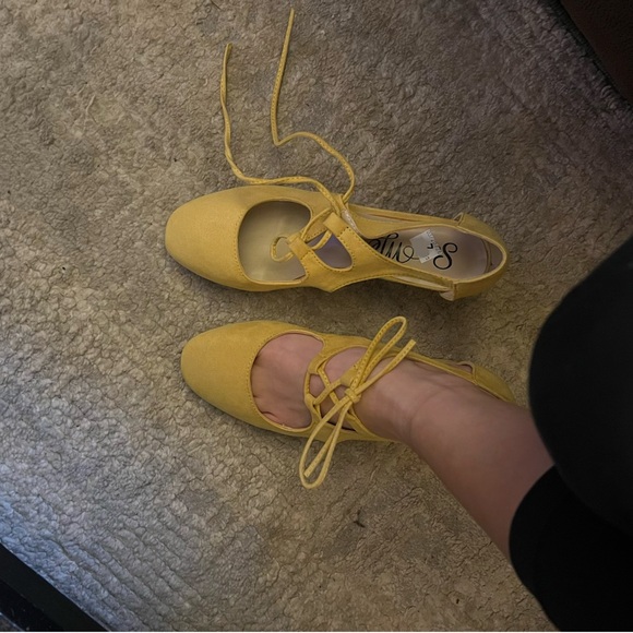 Seychelles Shoes - Seychelles Bright Yellow Lace-Up Mary Jane Flats